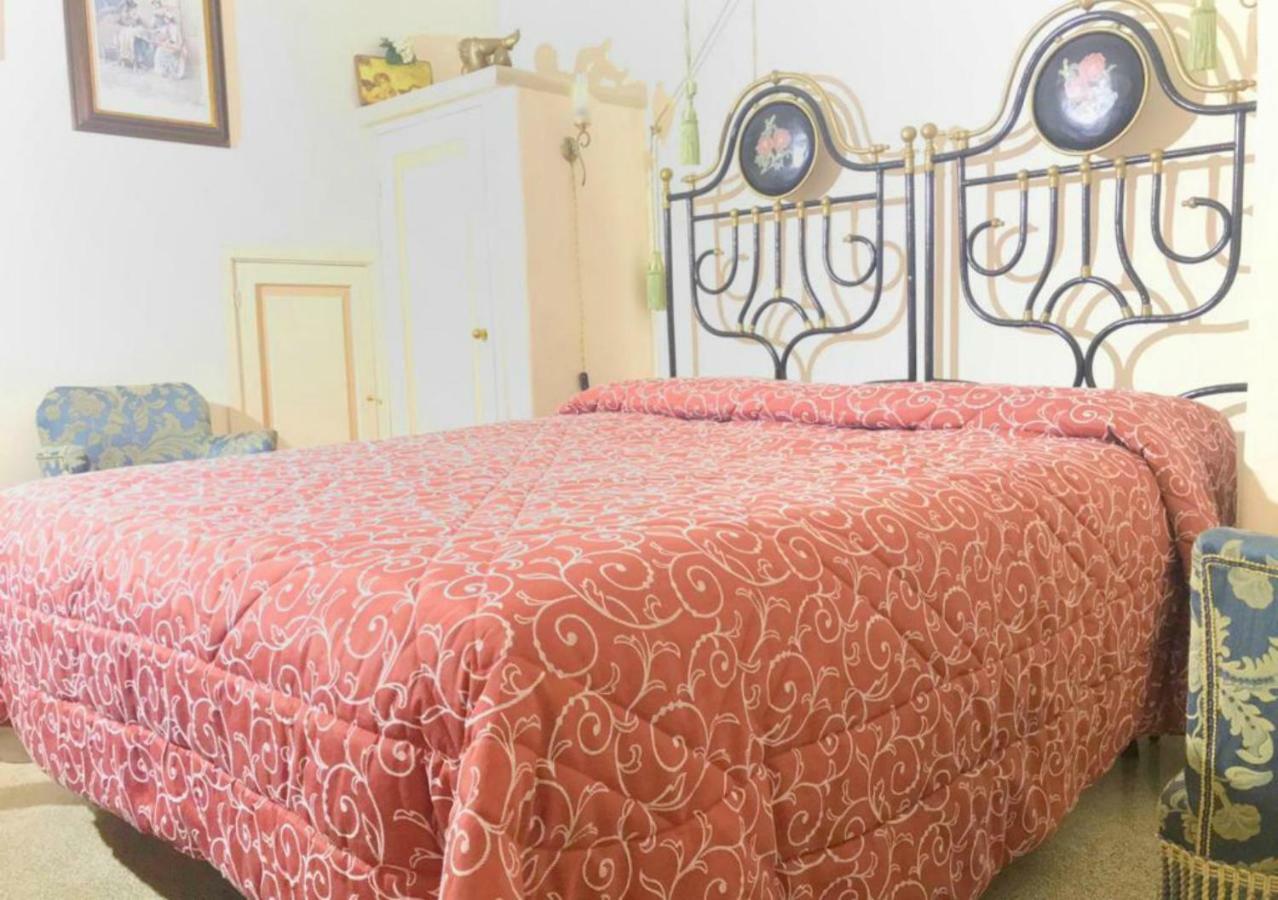 Bed and Breakfast Palazzo Baffa à Galatina Extérieur photo